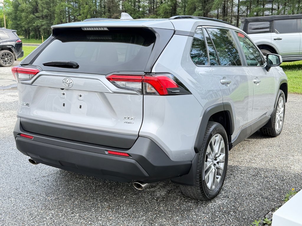 2023 Toyota RAV4 XLE PREMIUM / 42.500KM / CUIR / MAFS 19 ET ++ / in Thetford Mines, Quebec - 5 - w1024h768px