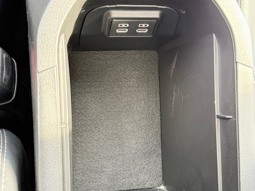 2023 Toyota RAV4 XLE PREMIUM / 42.500KM / CUIR / MAFS 19 ET ++ / in Thetford Mines, Quebec - 53 - w1024h768px