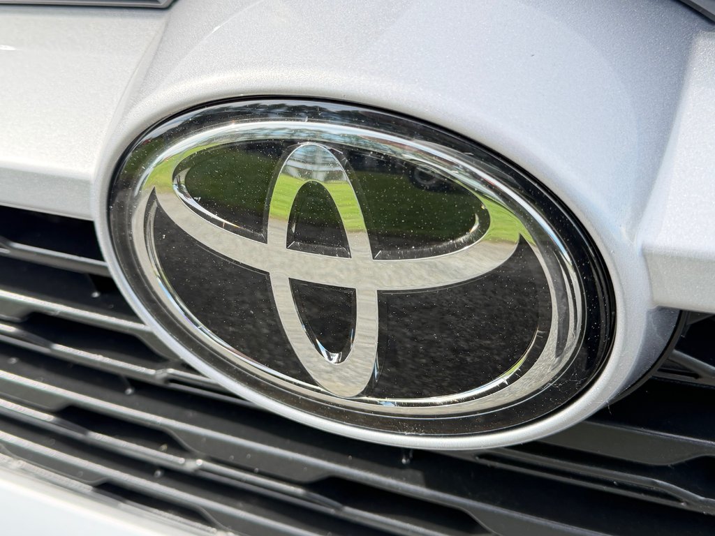 2023 Toyota RAV4 XLE PREMIUM / 42.500KM / CUIR / MAFS 19 ET ++ / in Thetford Mines, Quebec - 12 - w1024h768px