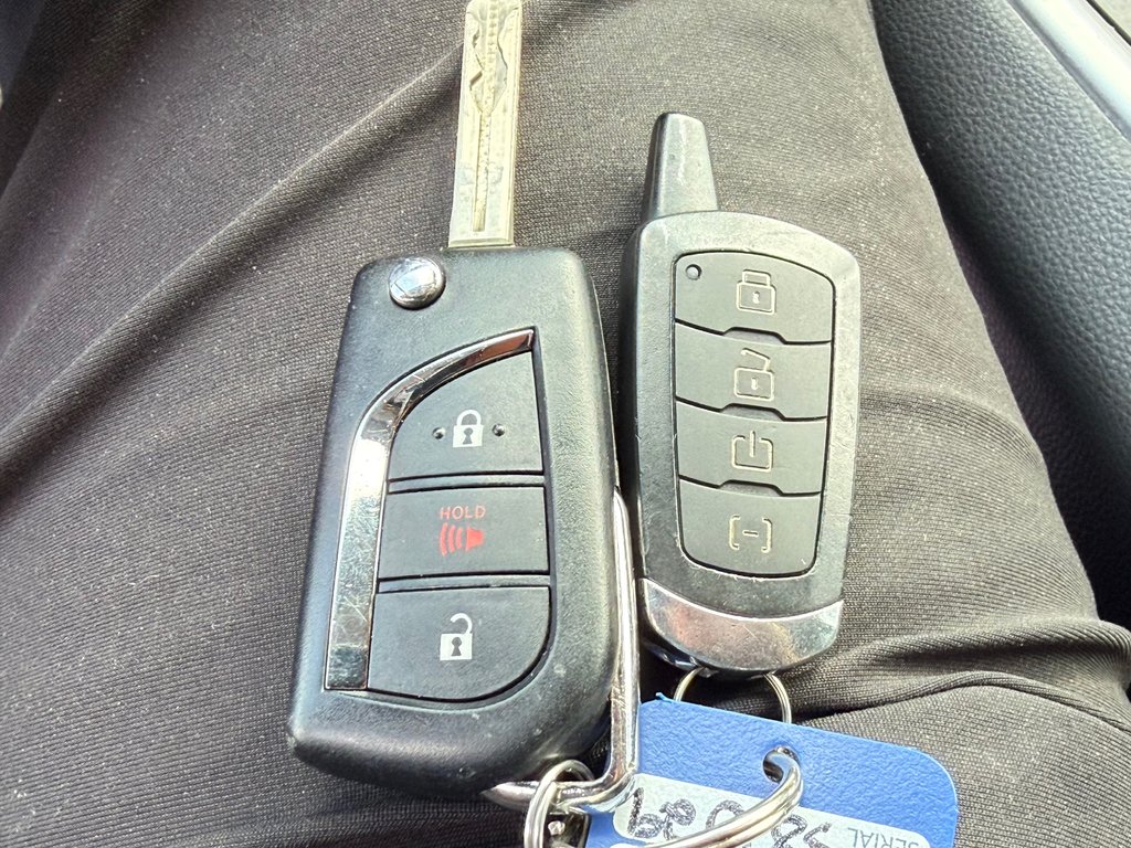 Toyota RAV4 LE AWD / 73.000KM / VUS DE QUALITÉ !!! / 2023 à Thetford Mines, Québec - 45 - w1024h768px
