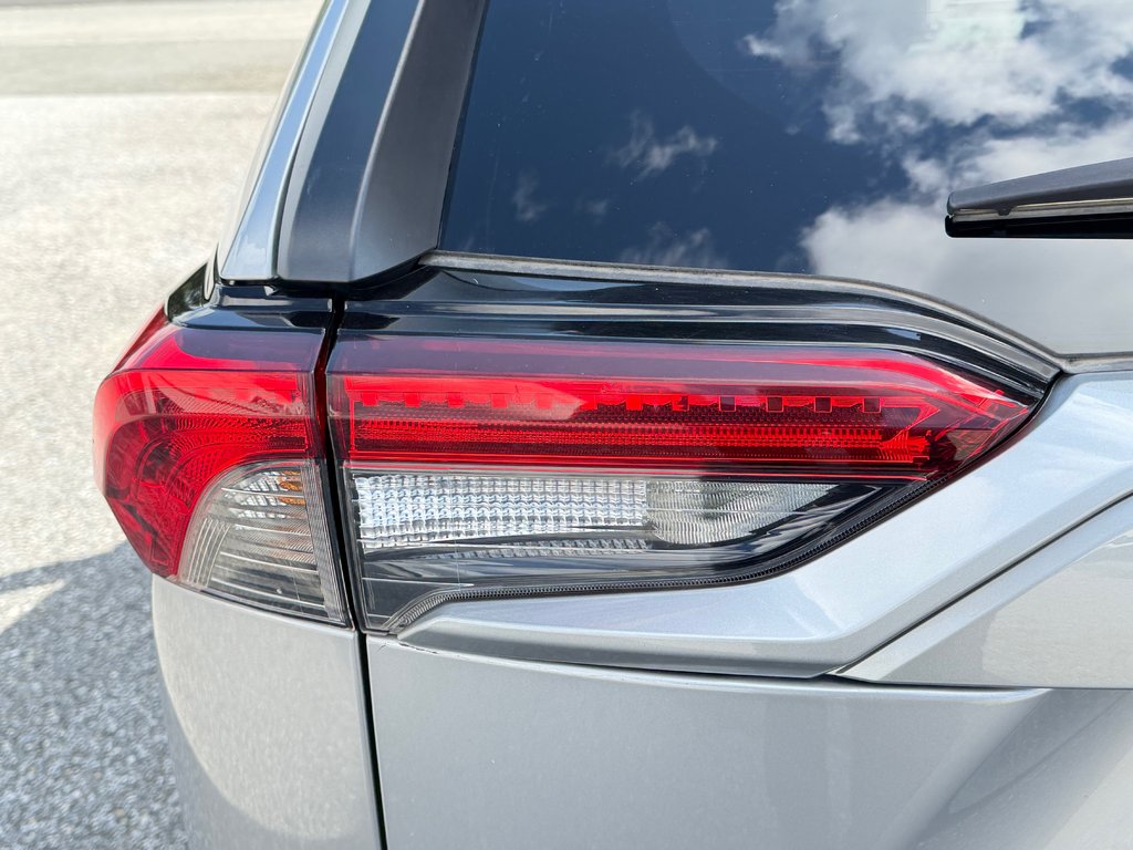 Toyota RAV4 LE AWD / 73.000KM / VUS DE QUALITÉ !!! / 2023 à Thetford Mines, Québec - 18 - w1024h768px