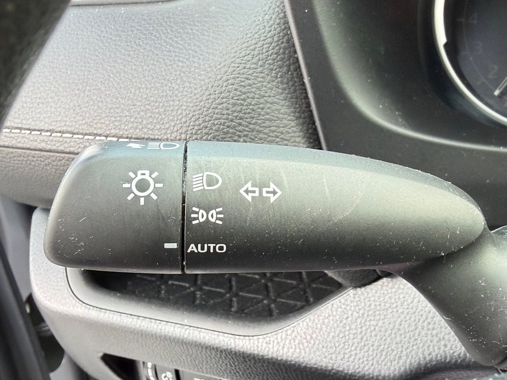 Toyota RAV4 LE AWD / 73.000KM / VUS DE QUALITÉ !!! / 2023 à Thetford Mines, Québec - 30 - w1024h768px