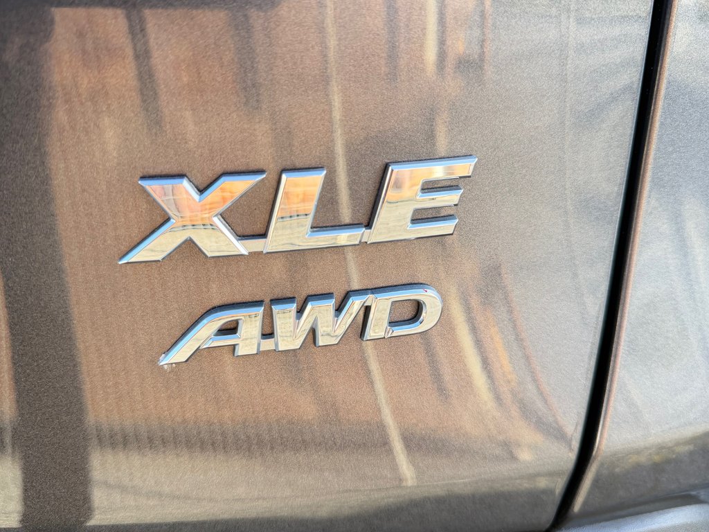 2023 Toyota RAV4 XLE AWD / PEA 28-12-28=100KM / PRIX INCROYABLE / in Thetford Mines, Quebec - 26 - w1024h768px
