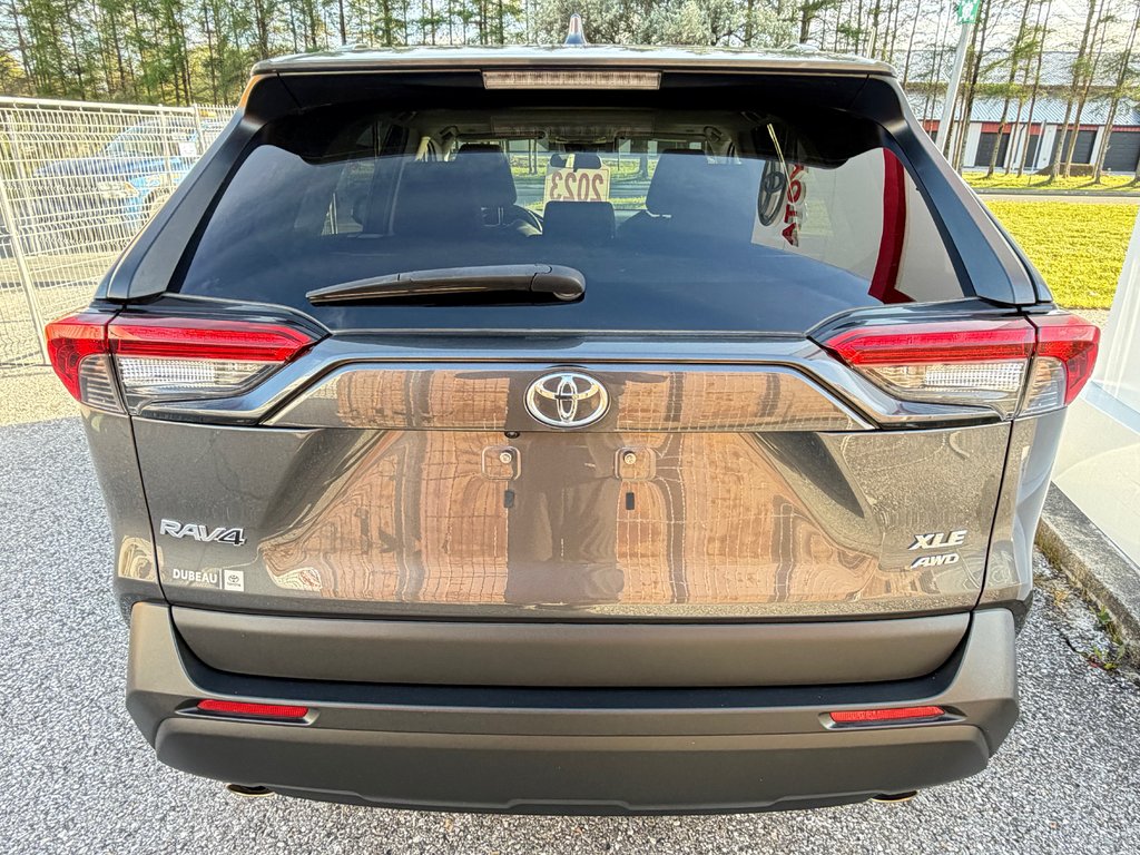 2023 Toyota RAV4 XLE AWD / PEA 28-12-28=100KM / PRIX INCROYABLE / in Thetford Mines, Quebec - 6 - w1024h768px