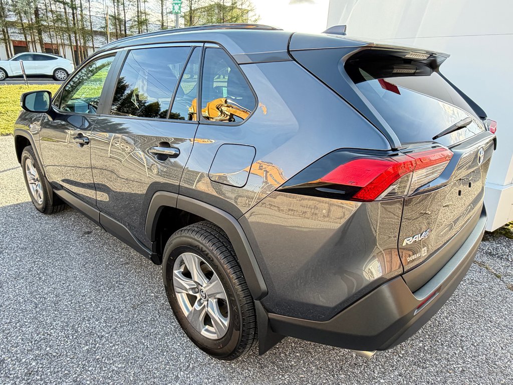2023 Toyota RAV4 XLE AWD / PEA 28-12-28=100KM / PRIX INCROYABLE / in Thetford Mines, Quebec - 7 - w1024h768px