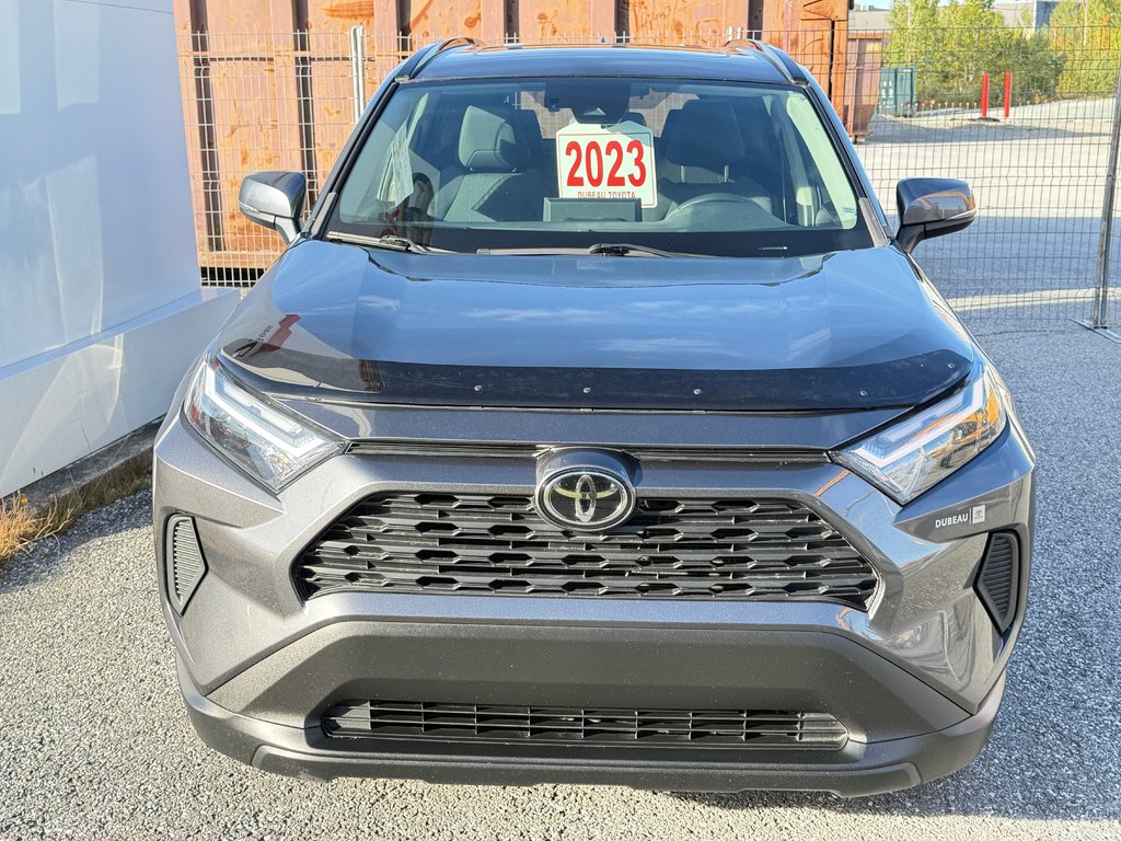2023 Toyota RAV4 XLE AWD / PEA 28-12-28=100KM / PRIX INCROYABLE / in Thetford Mines, Quebec - 2 - w1024h768px