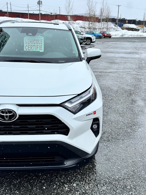 Toyota RAV4 XLE PREMIUM AWD / 12.500KM / ÉTAT NEUF / HITCH / 2024 à Thetford Mines, Québec - 8 - w1024h768px