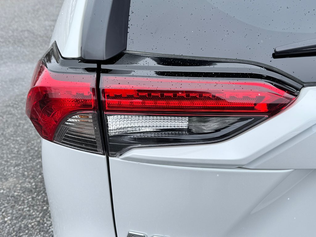 Toyota RAV4 XLE PREMIUM AWD / 12.500KM / ÉTAT NEUF / HITCH / 2024 à Thetford Mines, Québec - 22 - w1024h768px