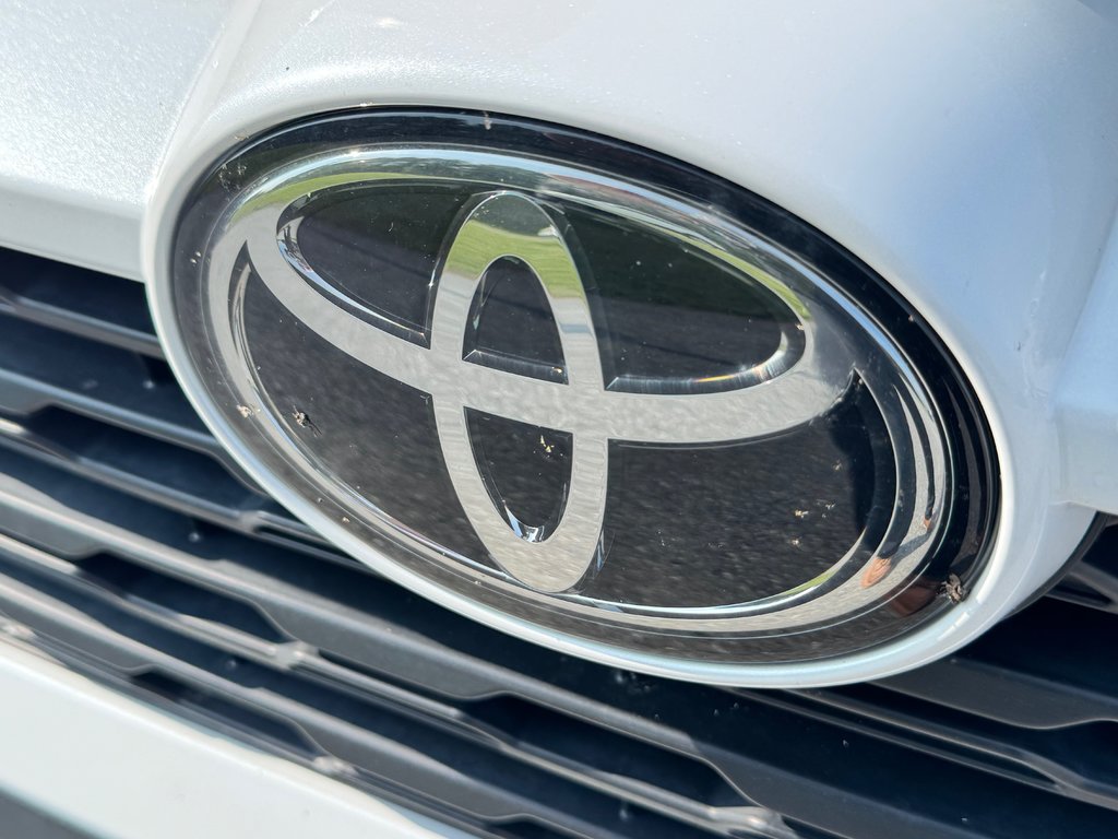 Toyota RAV4 XLE PREMIUM AWD / 17.500KM / ÉTAT NEUF / HITCH / 2024 à Thetford Mines, Québec - 12 - w1024h768px