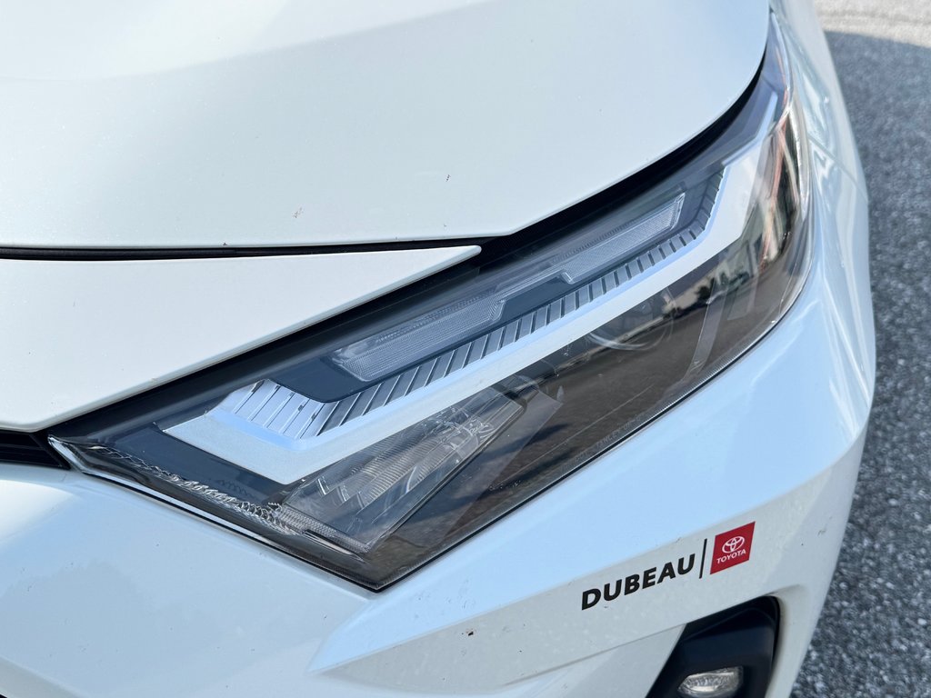 Toyota RAV4 XLE PREMIUM AWD / 17.500KM / ÉTAT NEUF / HITCH / 2024 à Thetford Mines, Québec - 10 - w1024h768px