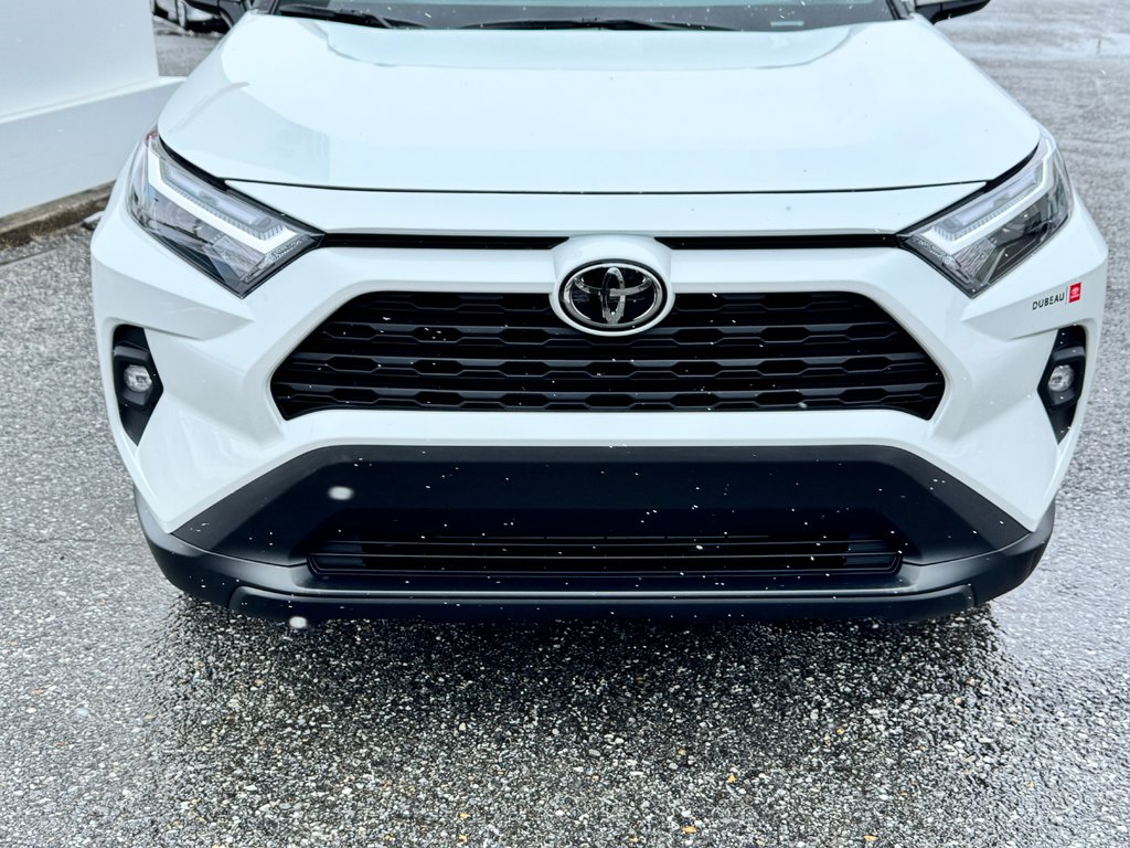 Toyota RAV4 XLE PREMIUM AWD / 12.500KM / ÉTAT NEUF / HITCH / 2024 à Thetford Mines, Québec - 13 - w1024h768px