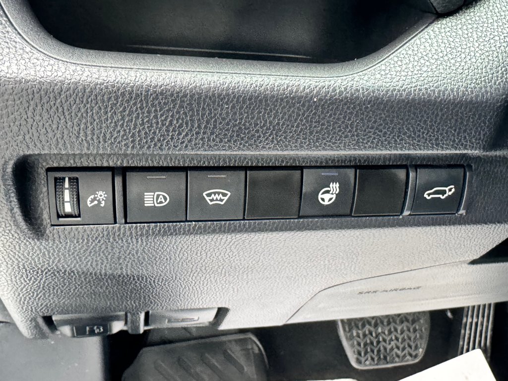 Toyota RAV4 XLE PREMIUM AWD / 12.500KM / ÉTAT NEUF / HITCH / 2024 à Thetford Mines, Québec - 37 - w1024h768px