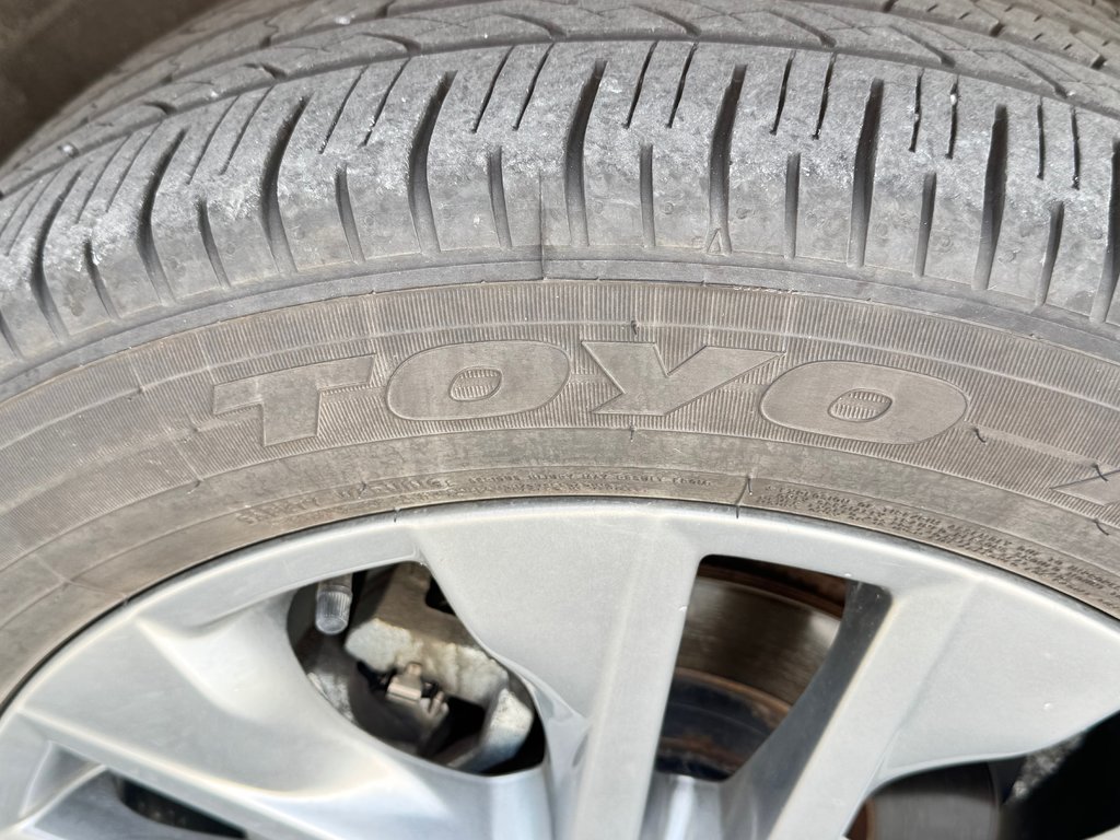 Toyota RAV4 XLE PREMIUM AWD / 17.500KM / ÉTAT NEUF / HITCH / 2024 à Thetford Mines, Québec - 16 - w1024h768px