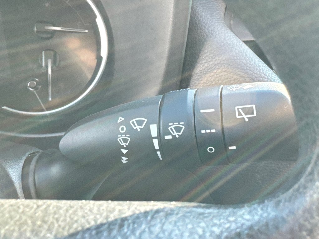 2024 Toyota RAV4 LE AWD / MEILLEUR VUS SUR LE MARCHÉ / in Thetford Mines, Quebec - 35 - w1024h768px