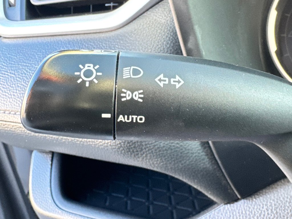 2024 Toyota RAV4 LE AWD / MEILLEUR VUS SUR LE MARCHÉ / in Thetford Mines, Quebec - 33 - w1024h768px