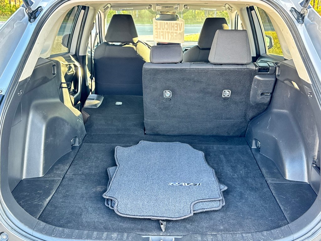 2024 Toyota RAV4 LE AWD / MEILLEUR VUS SUR LE MARCHÉ / in Thetford Mines, Quebec - 57 - w1024h768px