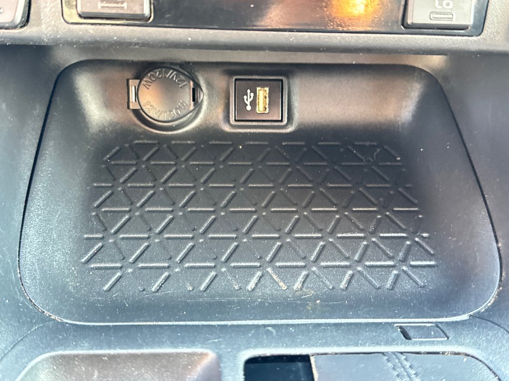 2024 Toyota RAV4 LE AWD / MEILLEUR VUS SUR LE MARCHÉ / in Thetford Mines, Quebec - 42 - w1024h768px
