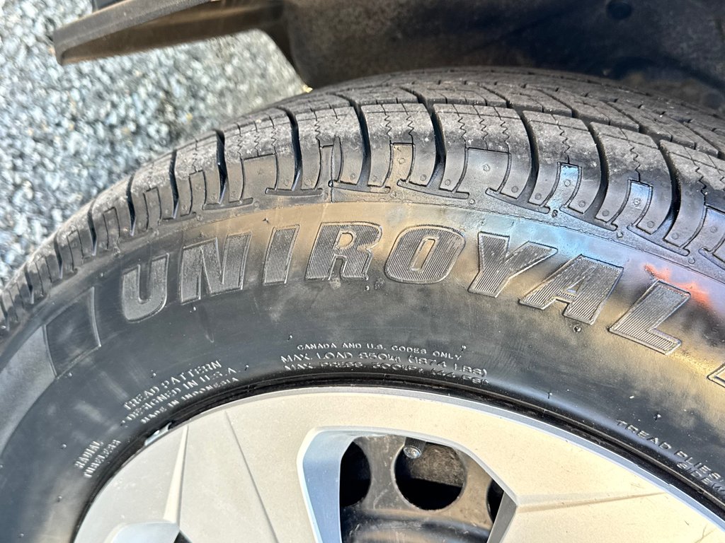 2024 Toyota RAV4 LE AWD / MEILLEUR VUS SUR LE MARCHÉ / in Thetford Mines, Quebec - 16 - w1024h768px
