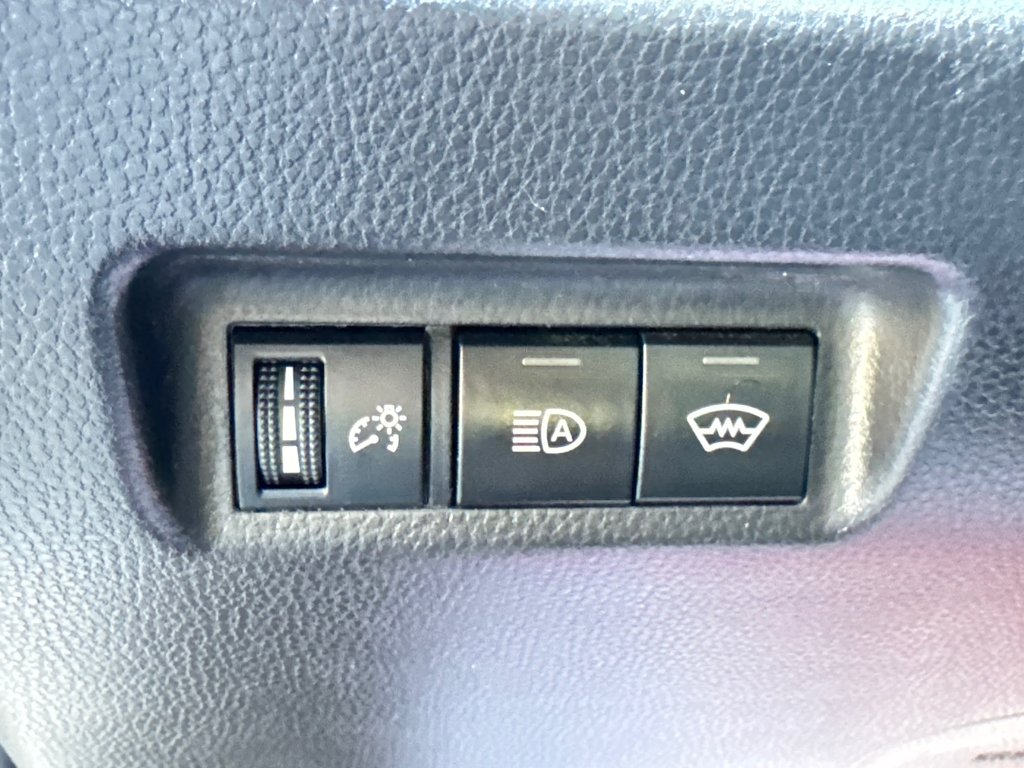 2024 Toyota RAV4 LE AWD / MEILLEUR VUS SUR LE MARCHÉ / in Thetford Mines, Quebec - 29 - w1024h768px
