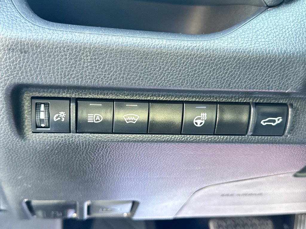 2024 Toyota RAV4 XLE PREMIUM AWD / 11.000KM OUI OUI 11,000KM / in Thetford Mines, Quebec - 38 - w1024h768px