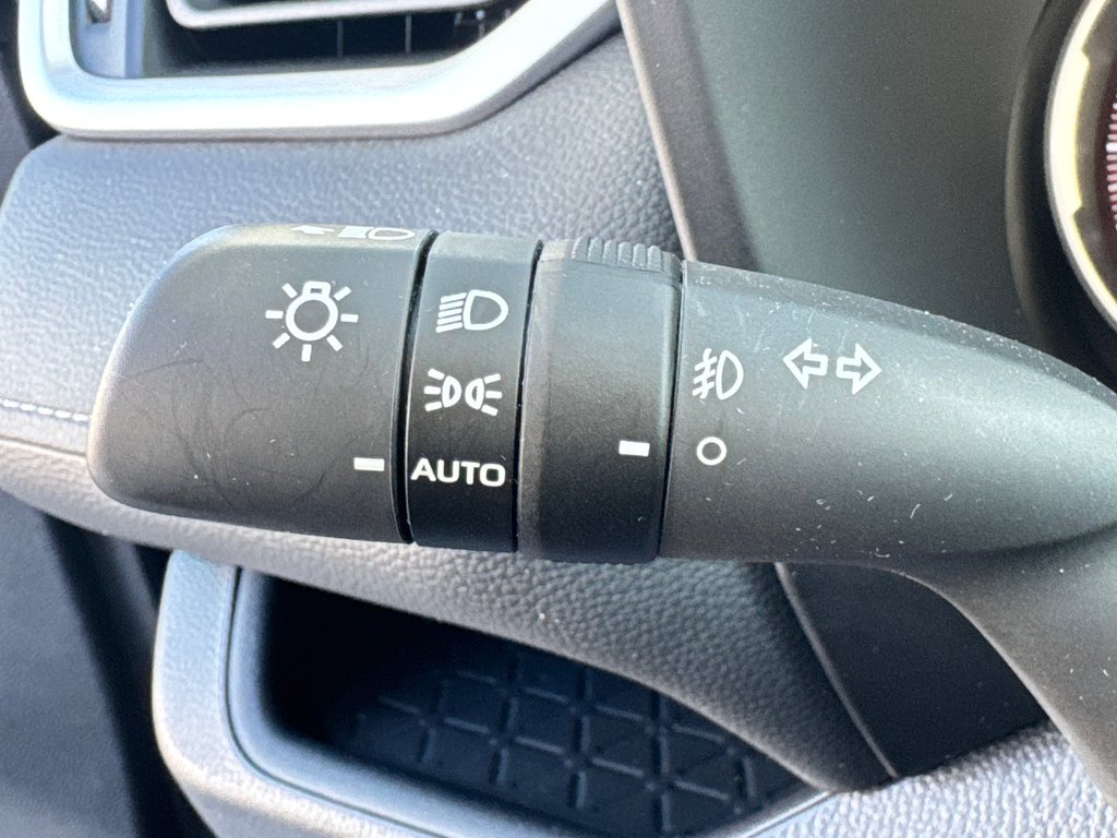 2024 Toyota RAV4 XLE PREMIUM AWD / 11.000KM OUI OUI 11,000KM / in Thetford Mines, Quebec - 42 - w1024h768px