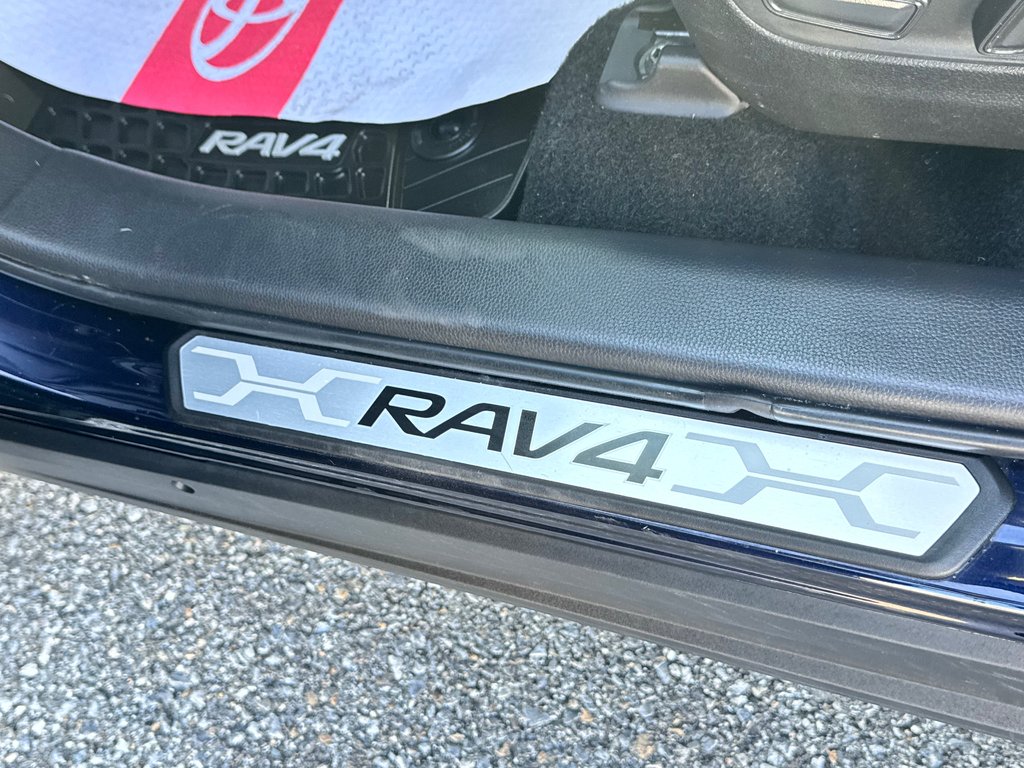 2024 Toyota RAV4 XLE PREMIUM AWD / 11.000KM OUI OUI 11,000KM / in Thetford Mines, Quebec - 34 - w1024h768px
