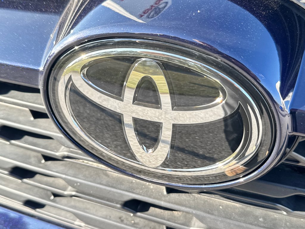 2024 Toyota RAV4 XLE PREMIUM AWD / 11.000KM OUI OUI 11,000KM / in Thetford Mines, Quebec - 12 - w1024h768px