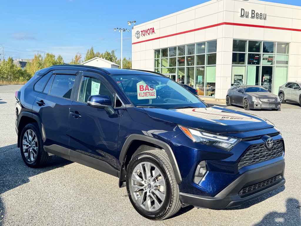 2024 Toyota RAV4 XLE PREMIUM AWD / 11.000KM OUI OUI 11,000KM / in Thetford Mines, Quebec - 3 - w1024h768px