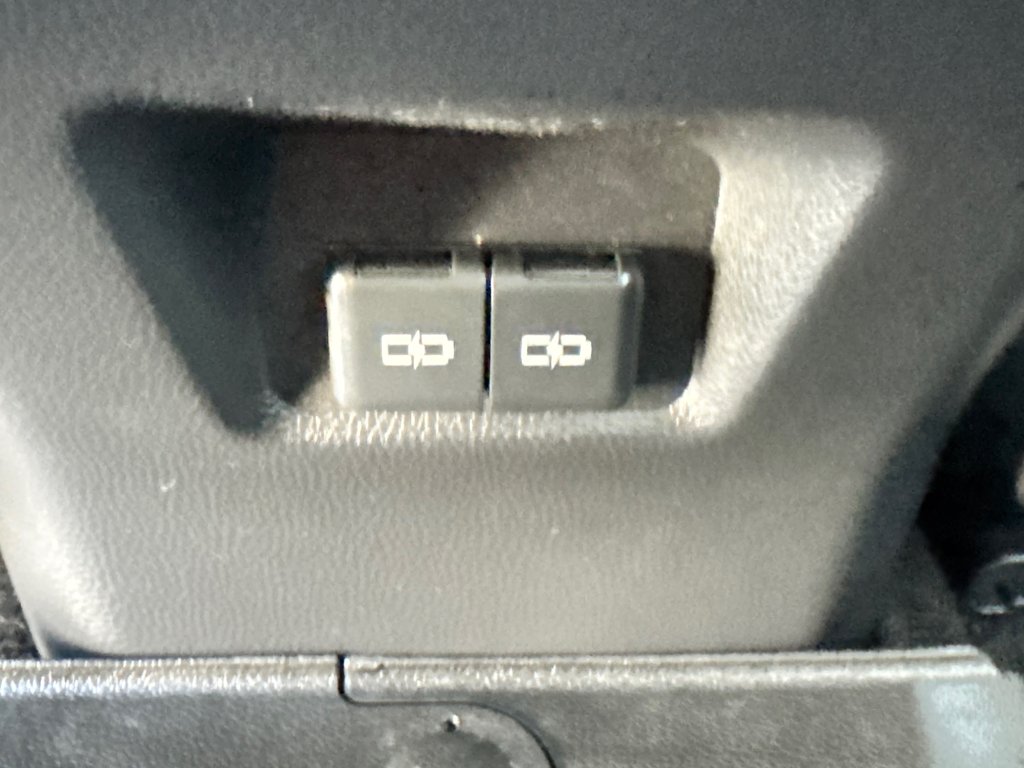 2024 Toyota RAV4 XLE PREMIUM AWD / 11.000KM OUI OUI 11,000KM / in Thetford Mines, Quebec - 65 - w1024h768px