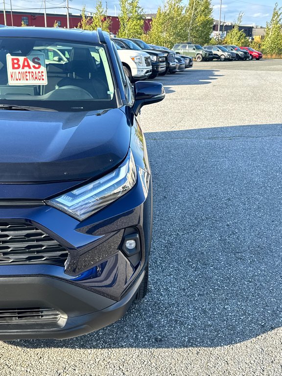 2024 Toyota RAV4 XLE PREMIUM AWD / 11.000KM OUI OUI 11,000KM / in Thetford Mines, Quebec - 9 - w1024h768px