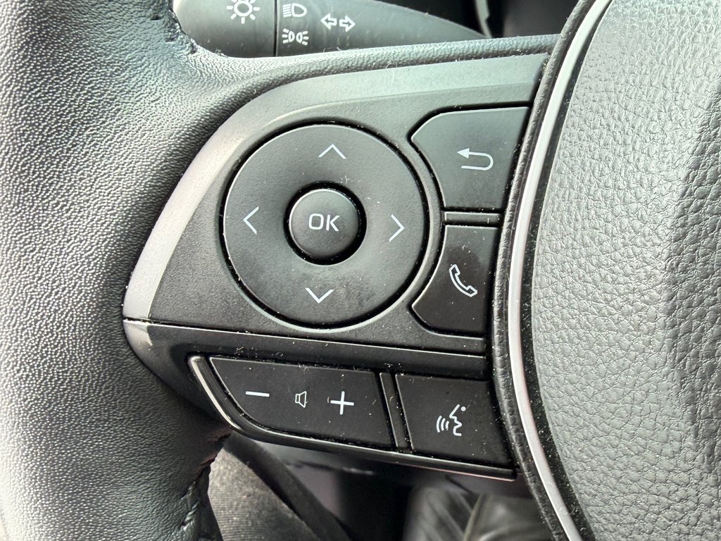 Toyota RAV4 XLE AWD / HITCH / PEA 29-11-27=100KM WOW !!! / 2024 à Thetford Mines, Québec - 35 - w1024h768px