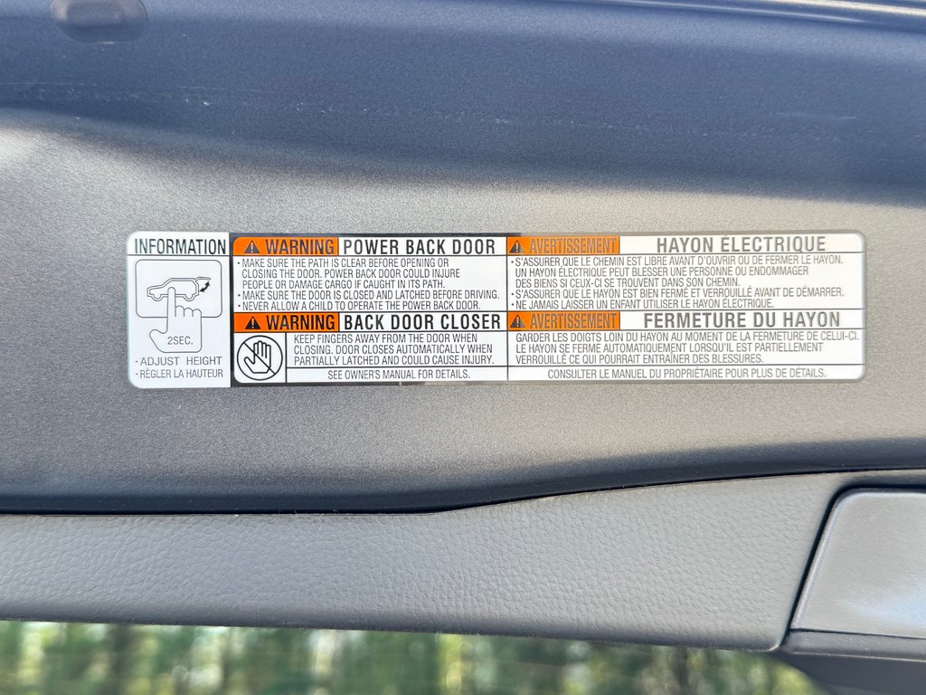 2025 Toyota RAV4 HYBRIDE XLE AWD / LE MOINS CHER AU CANADA / in Thetford Mines, Quebec - 66 - w1024h768px