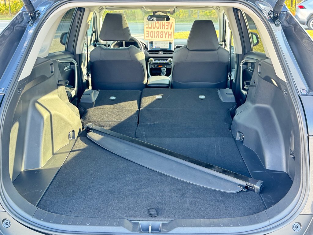 2025 Toyota RAV4 HYBRIDE XLE AWD / LE MOINS CHER AU CANADA / in Thetford Mines, Quebec - 65 - w1024h768px