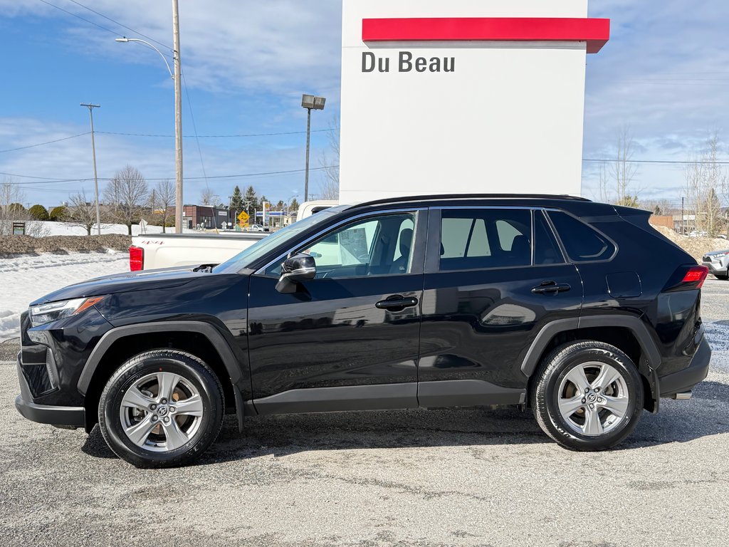 Toyota RAV4 XLE AWD / HITCH TOYOTA / TAG / ÉTAT NEUF !!! / 2025 à Thetford Mines, Québec - 8 - w1024h768px
