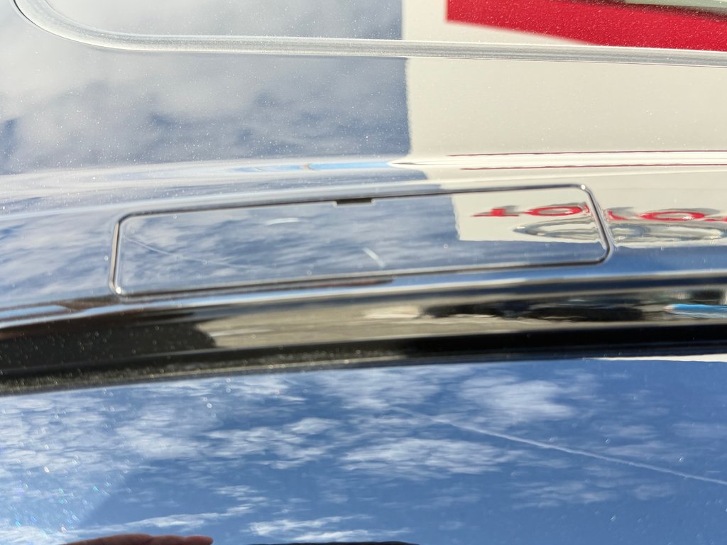 Toyota RAV4 XLE AWD / HITCH TOYOTA / TAG / ÉTAT NEUF !!! / 2025 à Thetford Mines, Québec - 18 - w1024h768px