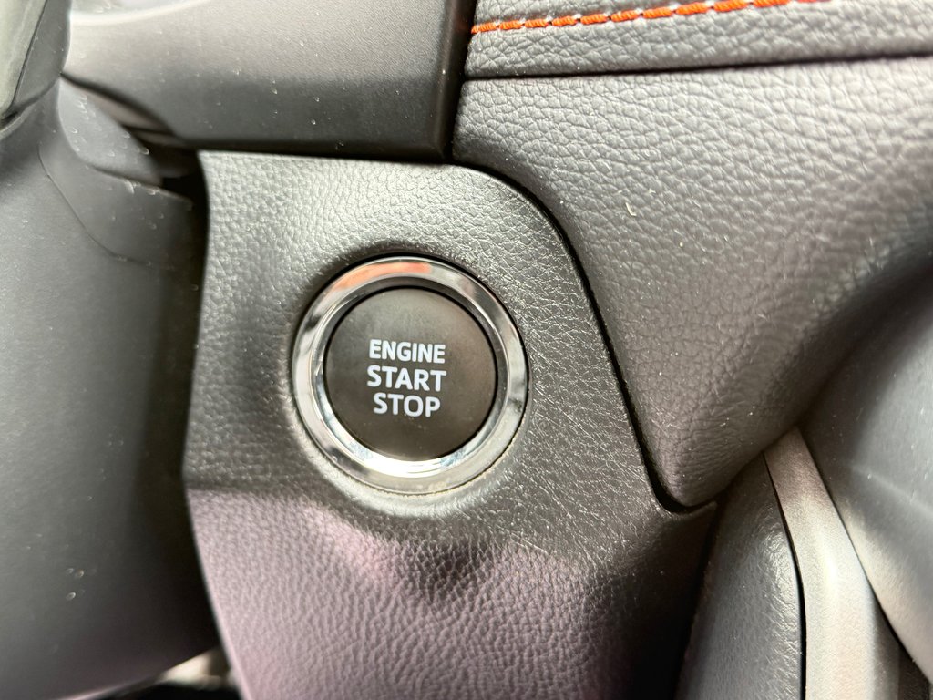 2025 Toyota RAV4 TRAIL AWD / PEA 29-04-29=100KM / HITCH WOW / in Thetford Mines, Quebec - 42 - w1024h768px