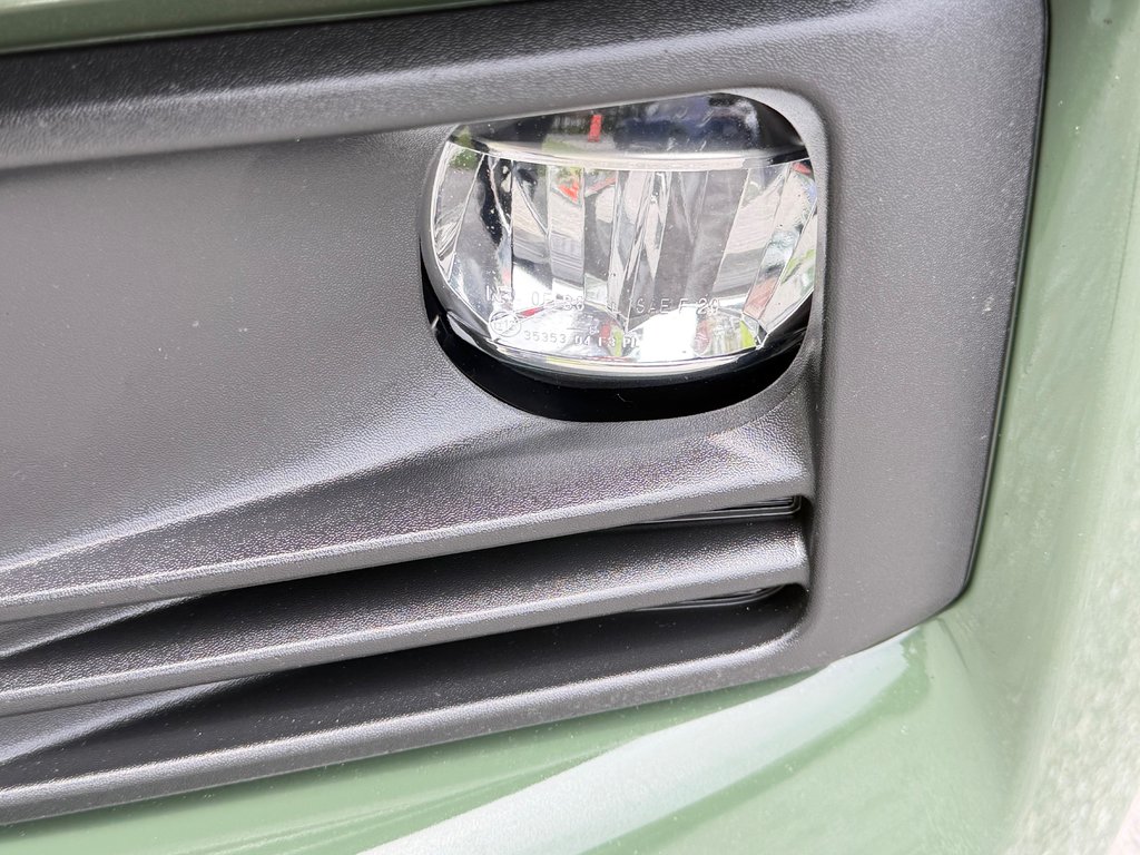 2025 Toyota RAV4 TRAIL AWD / PEA 29-04-29=100KM / HITCH WOW / in Thetford Mines, Quebec - 10 - w1024h768px