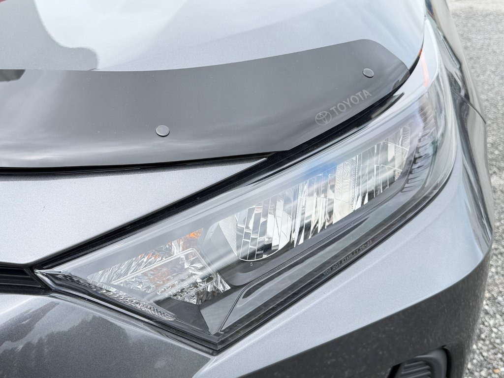 2025 Toyota RAV4 LE AWD / MAGS / HITCH / AUBAINE !! / in Thetford Mines, Quebec - 10 - w1024h768px
