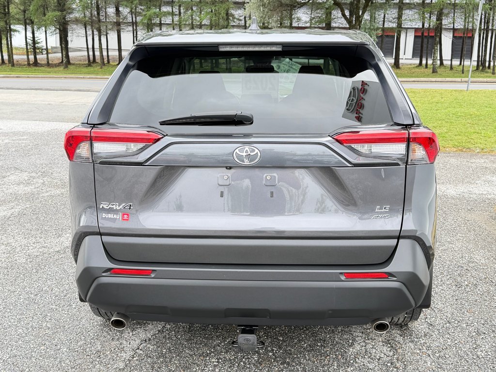 2025 Toyota RAV4 LE AWD / MAGS / HITCH / AUBAINE !! / in Thetford Mines, Quebec - 6 - w1024h768px
