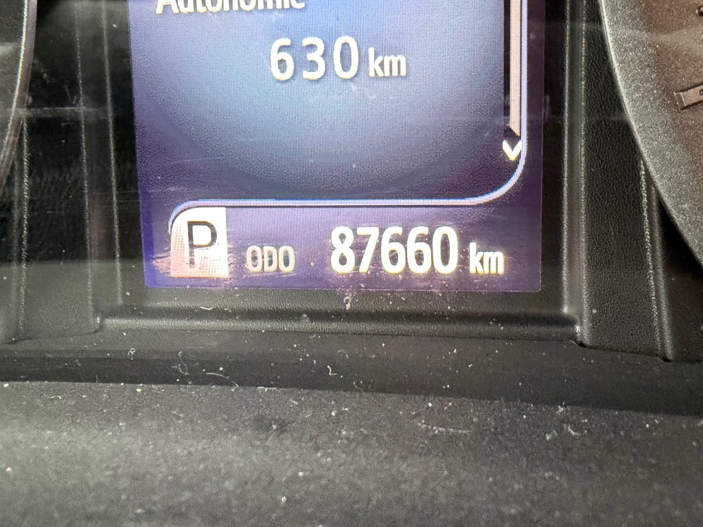 2020 Toyota SIENNA LE AWD LE AWD / FAIBLE KILOMETRAGE / 7 PASSAGERS in Thetford Mines, Quebec - 42 - w1024h768px