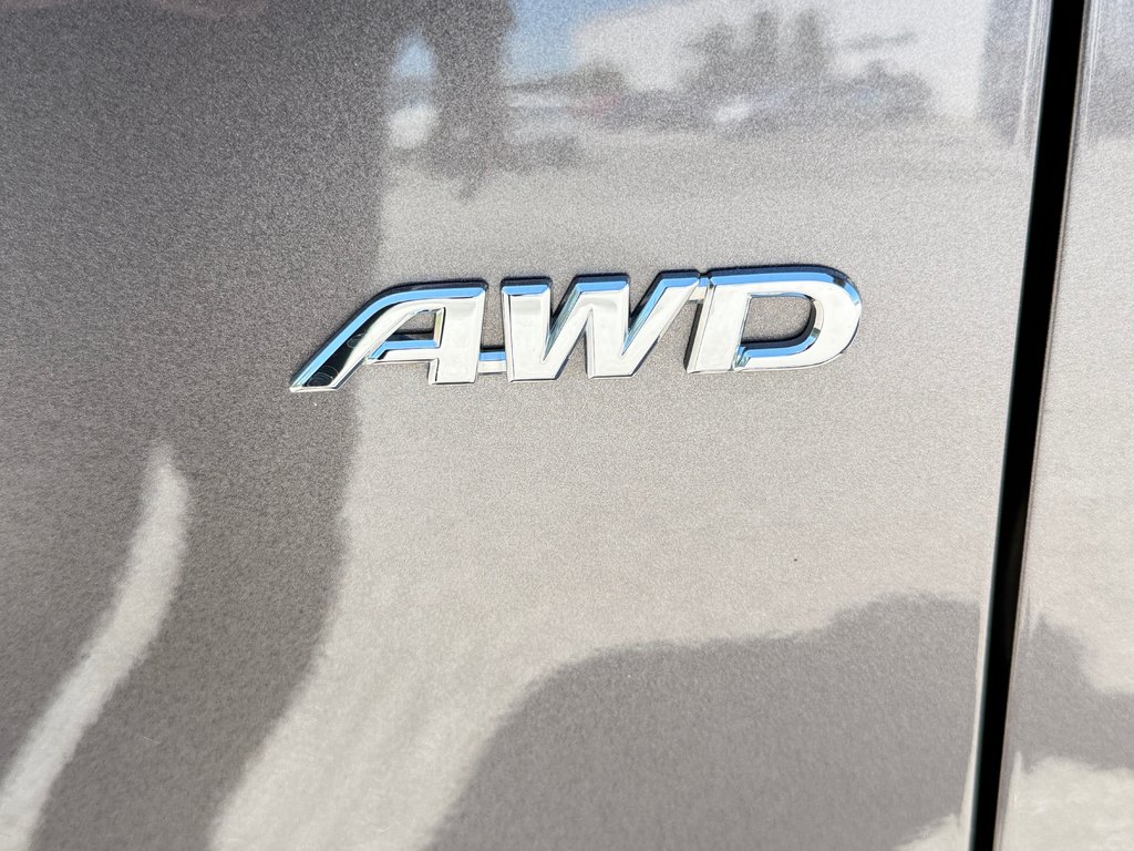 2020 Toyota SIENNA LE AWD LE AWD / FAIBLE KILOMETRAGE / 7 PASSAGERS in Thetford Mines, Quebec - 15 - w1024h768px