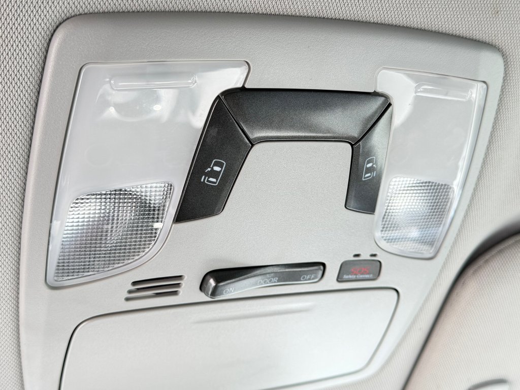 2020 Toyota SIENNA LE AWD LE AWD / FAIBLE KILOMETRAGE / 7 PASSAGERS in Thetford Mines, Quebec - 53 - w1024h768px