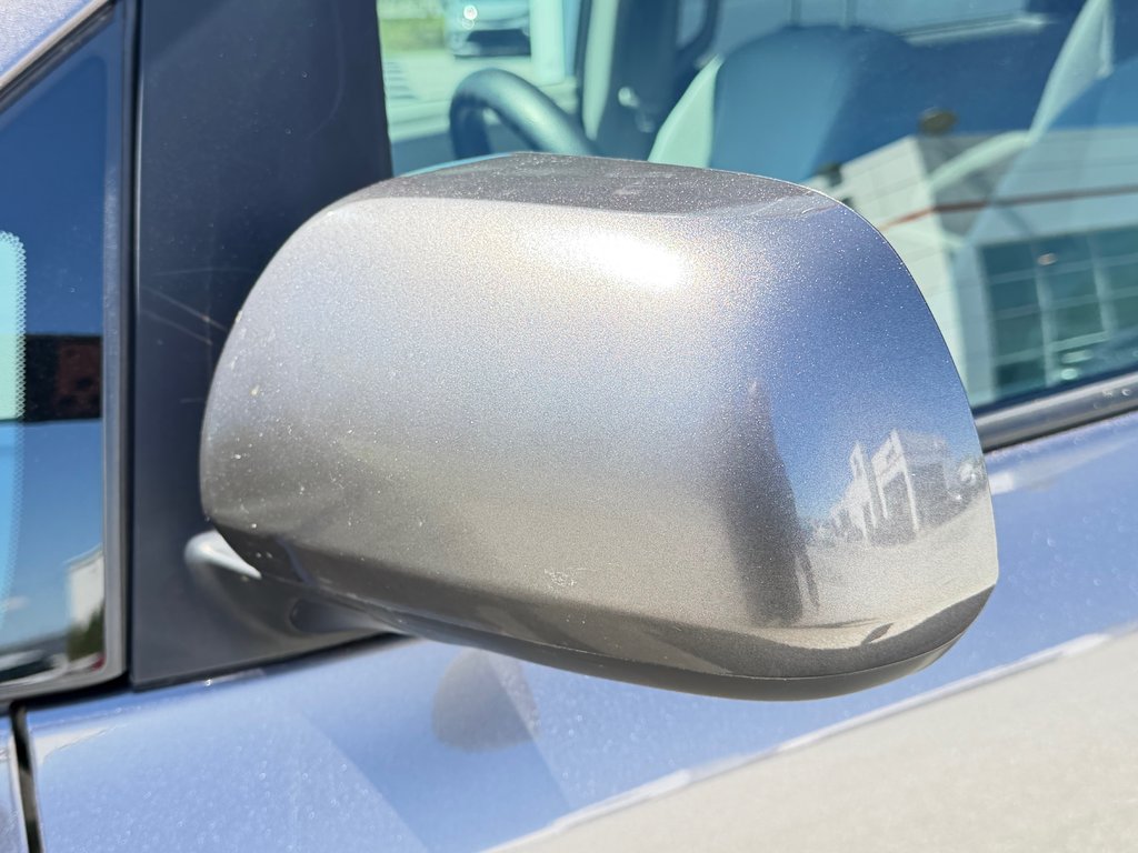 2020 Toyota SIENNA LE AWD LE AWD / FAIBLE KILOMETRAGE / 7 PASSAGERS in Thetford Mines, Quebec - 16 - w1024h768px
