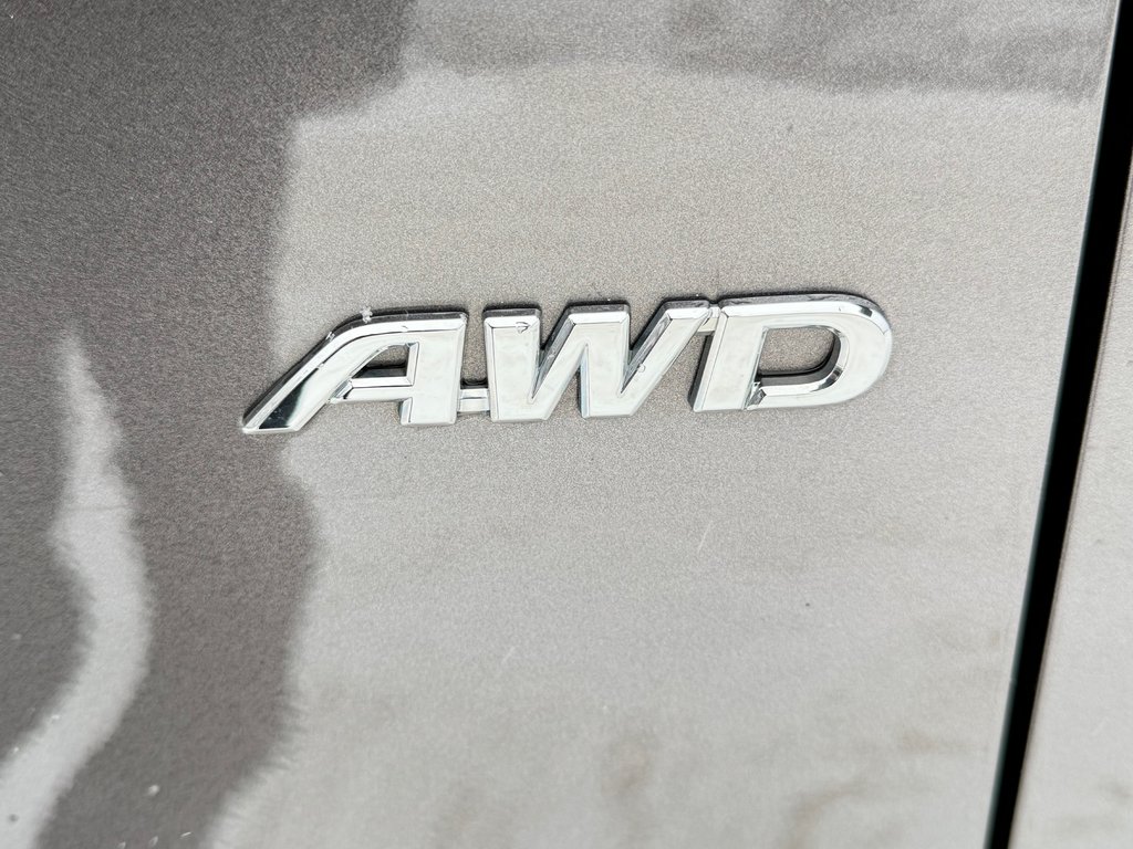 2020 Toyota SIENNA LE AWD LE AWD / FAIBLE KILOMETRAGE / 7 PASSAGERS in Thetford Mines, Quebec - 16 - w1024h768px