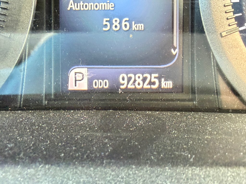 2020 Toyota SIENNA LE AWD LE AWD / FAIBLE KILOMETRAGE / 7 PASSAGERS in Thetford Mines, Quebec - 61 - w1024h768px