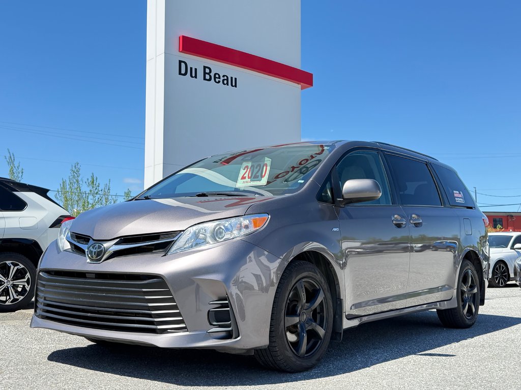 2020 Toyota SIENNA LE AWD LE AWD / FAIBLE KILOMETRAGE / 7 PASSAGERS in Thetford Mines, Quebec - 1 - w1024h768px