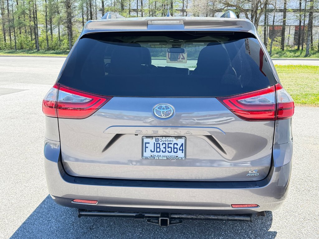2020 Toyota SIENNA LE AWD LE AWD / FAIBLE KILOMETRAGE / 7 PASSAGERS in Thetford Mines, Quebec - 5 - w1024h768px