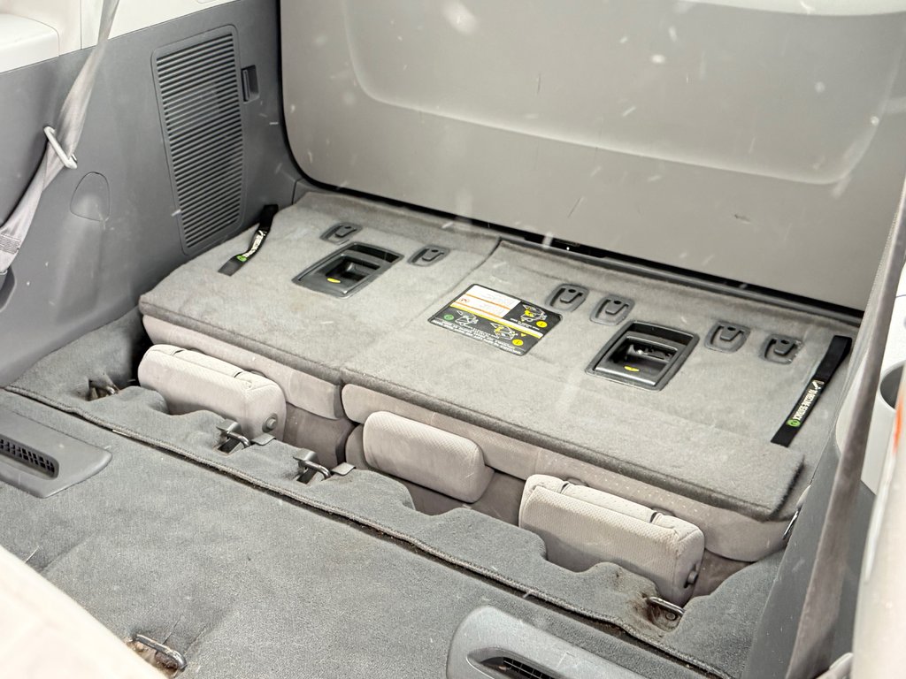 2020 Toyota SIENNA LE AWD AWD / INSPECTÉ / MÉCANIQUE A1 / WOW / in Thetford Mines, Quebec - 55 - w1024h768px