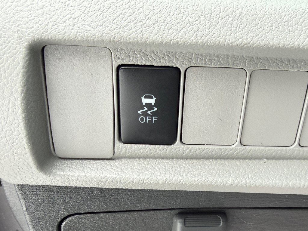 2020 Toyota SIENNA LE AWD AWD / INSPECTÉ / MÉCANIQUE A1 / WOW / in Thetford Mines, Quebec - 30 - w1024h768px