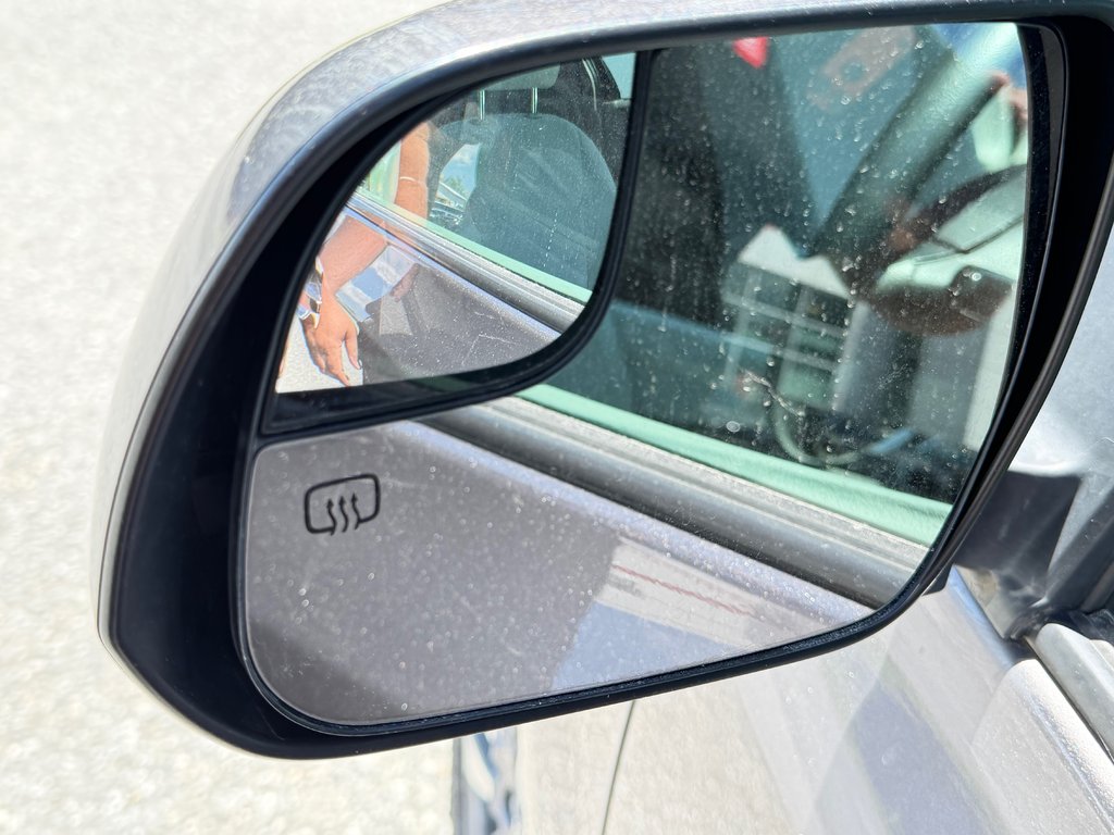 2020 Toyota SIENNA LE AWD INSPECTÉ / MÉCANIQUE A1 / WOW / in Thetford Mines, Quebec - 24 - w1024h768px